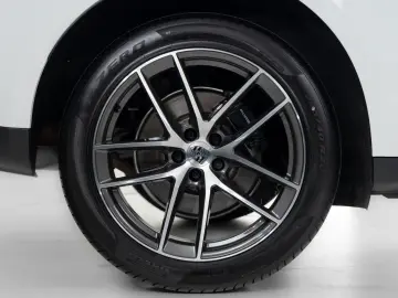 Macan   Sportsitze   Pano   BOSE