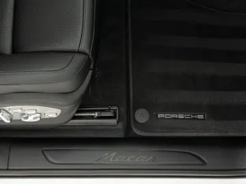 Macan   Sportsitze   Pano   BOSE