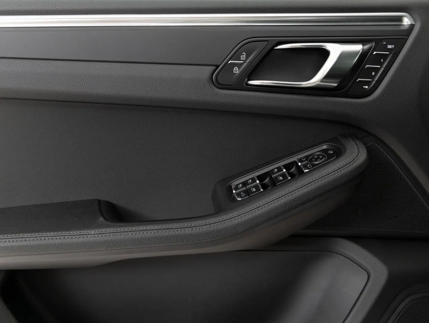 Macan   Sportsitze   Pano   BOSE