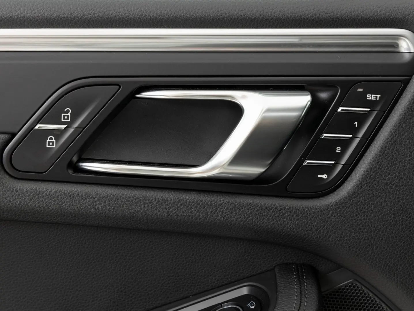 Macan   Sportsitze   Pano   BOSE