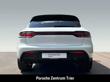 Macan Panorama Surround-View Abstandstempomat