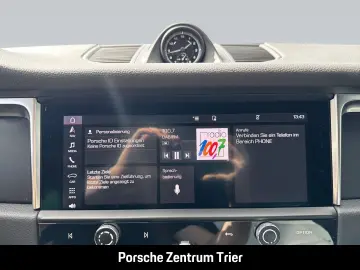 Macan Panorama Surround-View Abstandstempomat