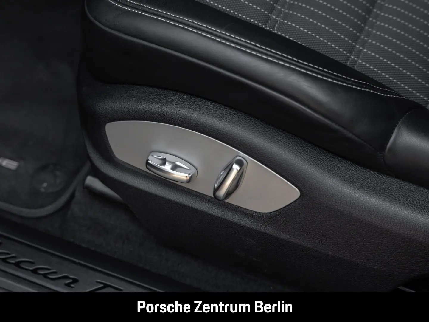 Macan T Sport Chrono Panoramadach LED 21-Zoll