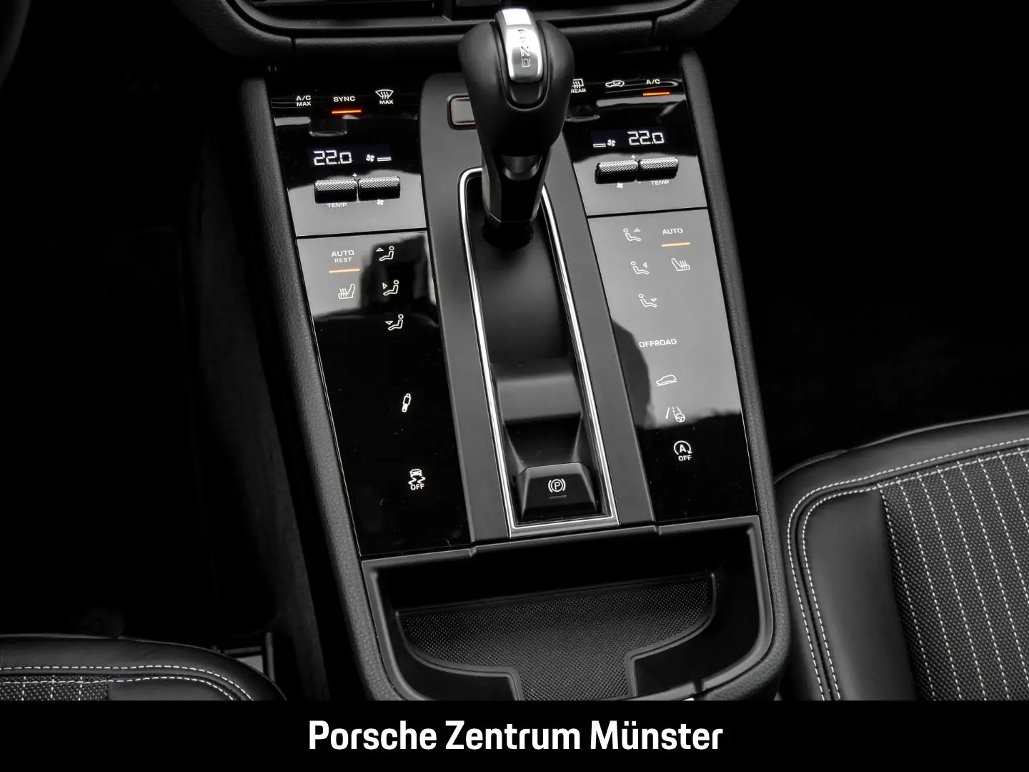 Macan T 20-Zoll Rückfahrkamera Panoramadach LED