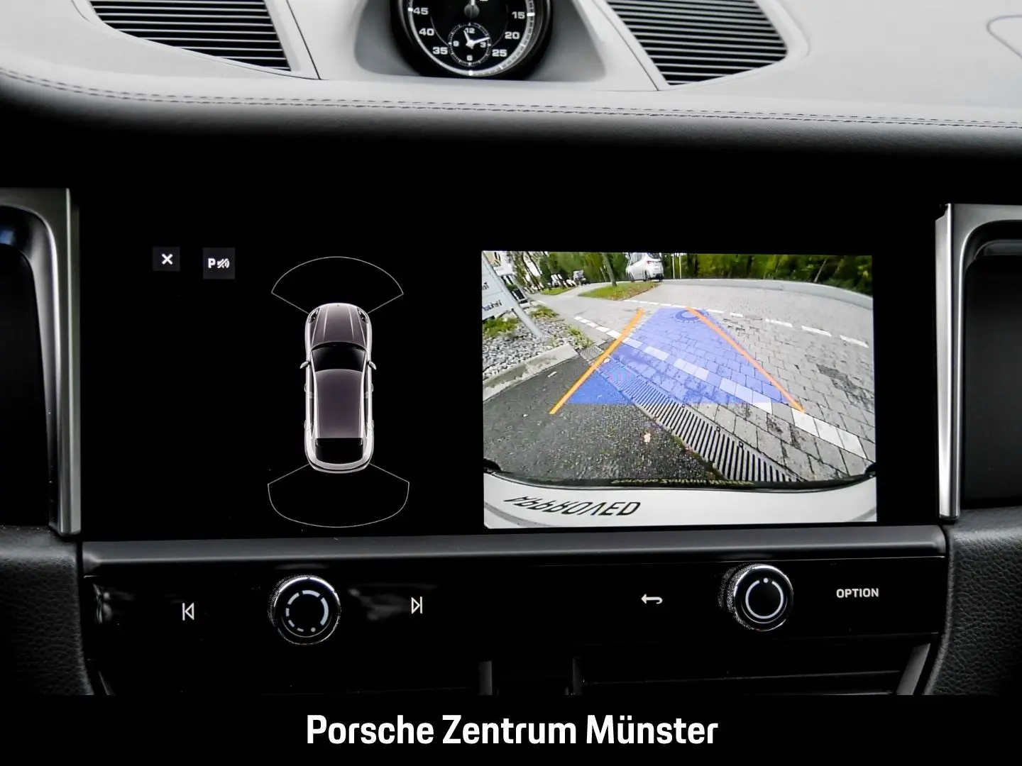 Macan T 20-Zoll Rückfahrkamera Panoramadach LED