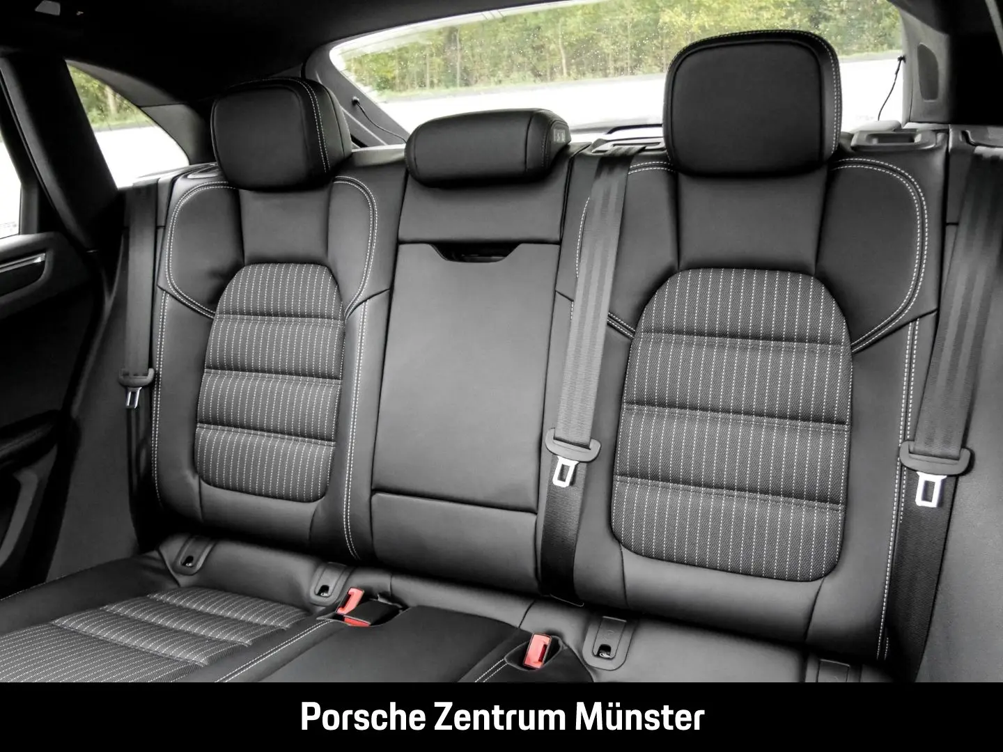 Macan T 20-Zoll Rückfahrkamera Panoramadach LED