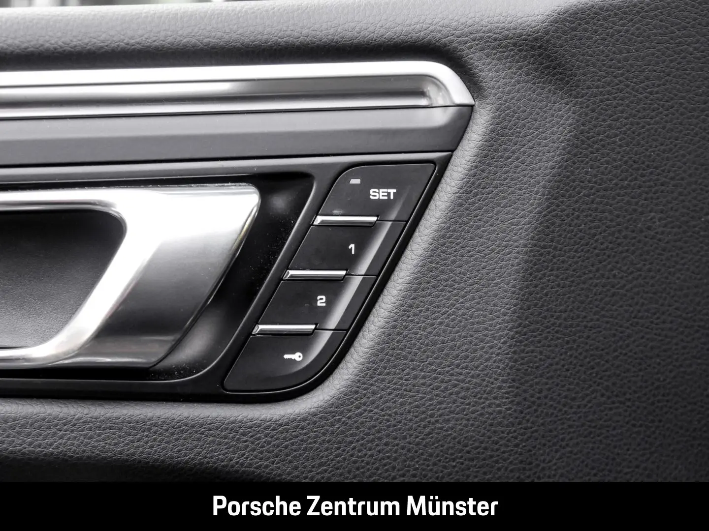 Macan T Panoramadach Rückfahrkamera 1-Hand LED