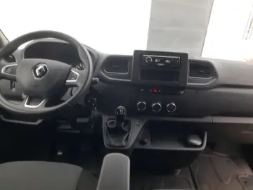 RENAULT MASTER 2.3 dCi 135 3 5t L3H2 Front Basis