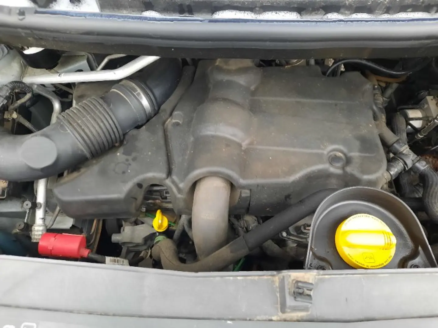 RENAULT MASTER 2.3 dCi 135 3 5t L3H2 Front Basis