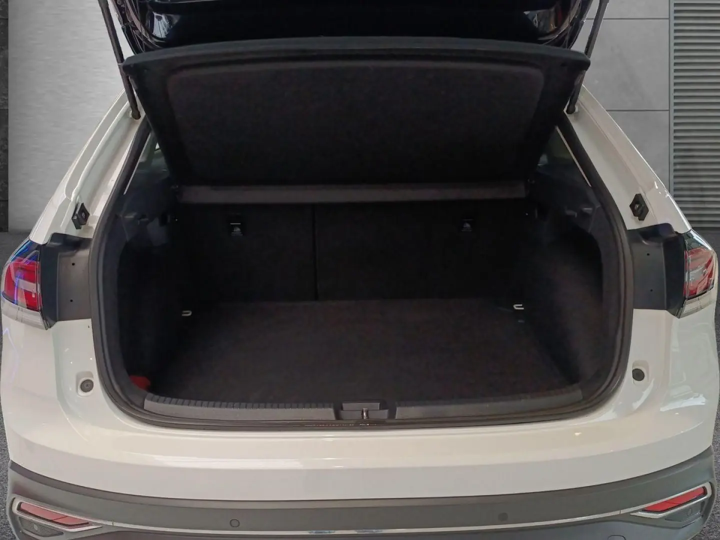 TAIGO 1.0 TSI  STYLE  110 PS DSG NAVI SHZ LED