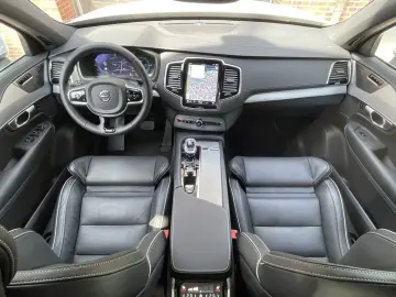 XC90 T8 Plus Bright Recharge Plug-In Hybrid AWD