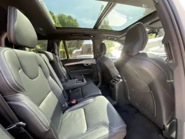 XC90 T8 Plus Bright Recharge Plug-In Hybrid AWD