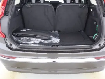 XC90 Plus Bright Recharge Plug-In Hybrid AWD T8