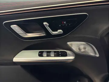 EQE 350 SUV 4M AMG Airmatic PANO 22  NIGHT MBUX
