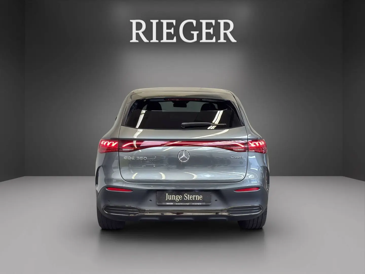 EQE 350 SUV 4M AMG Airmatic PANO 22  NIGHT MBUX