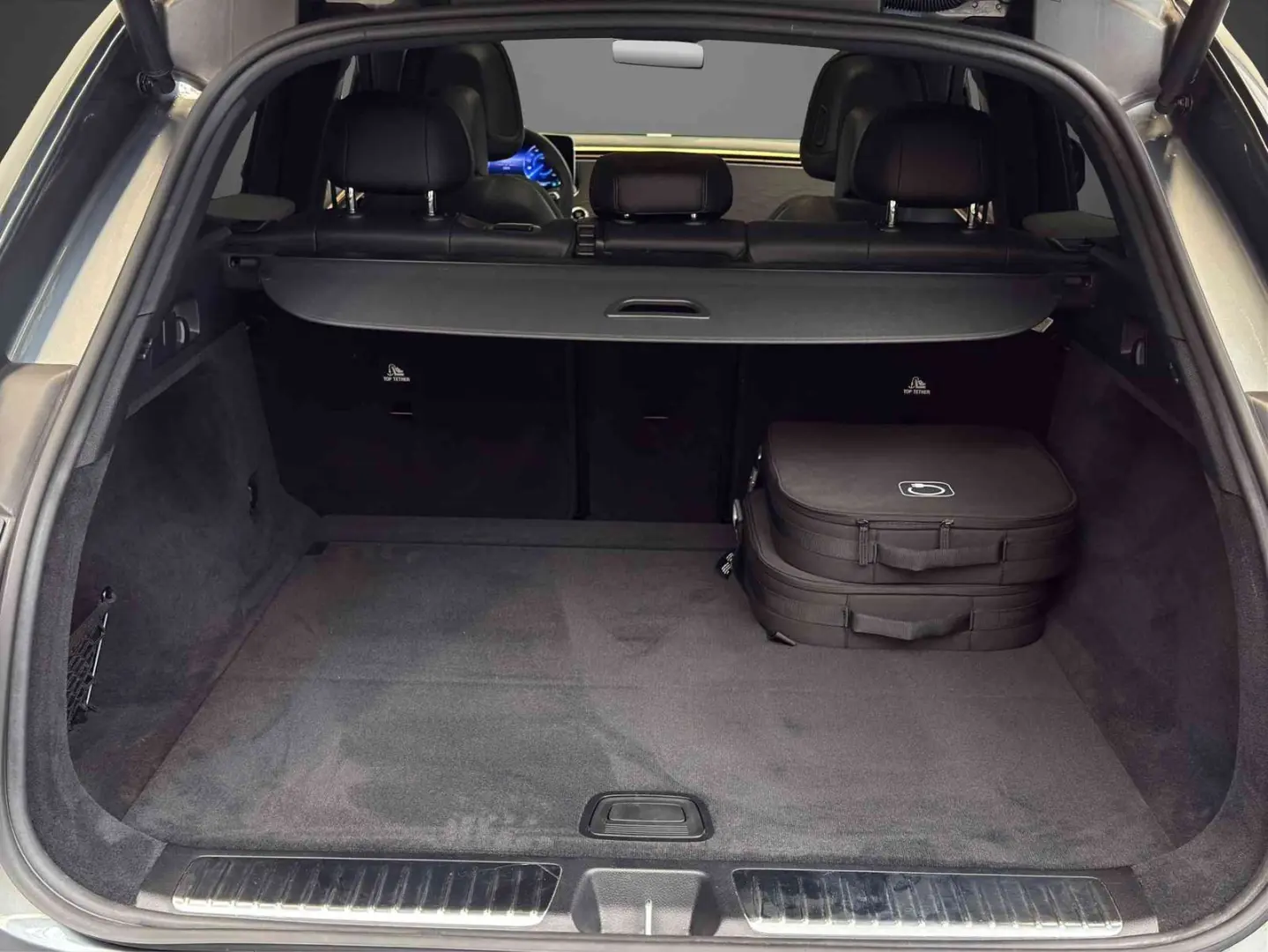 EQE 350 SUV 4M AMG Airmatic PANO 22  NIGHT MBUX