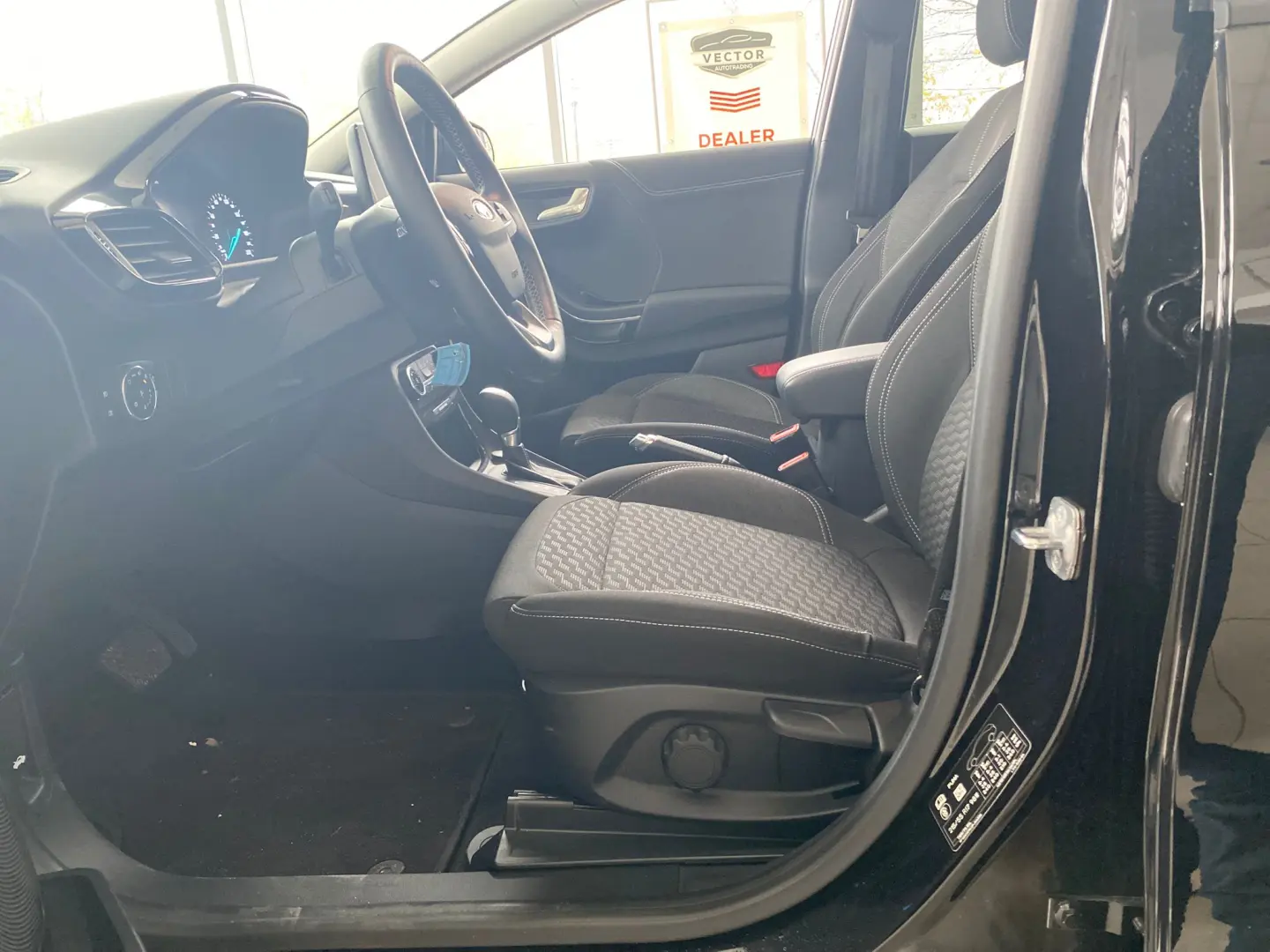 FORD PUMA 1.0 ECOBOOST TITANIUM mHEV A7