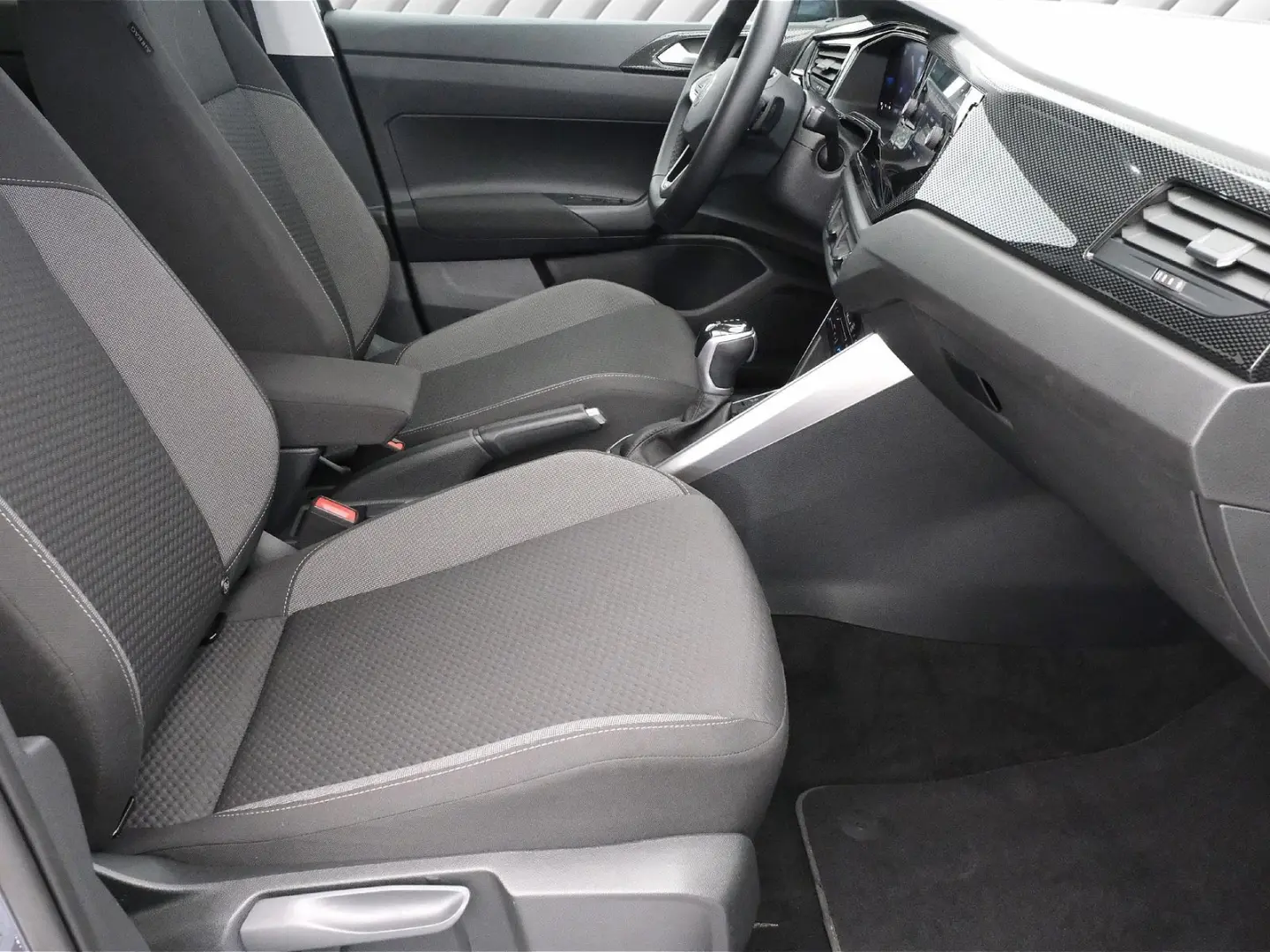 Taigo Life ACC RFK NAVI LED PDC V H DAB Klima