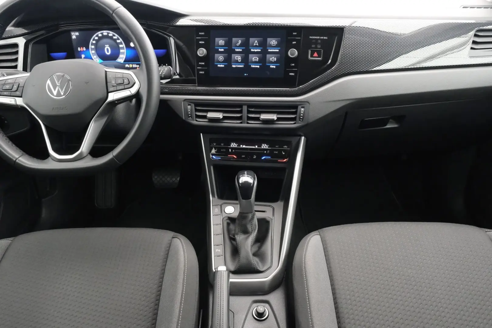 Taigo Life ACC RFK NAVI LED PDC V H DAB Klima