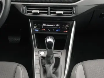 Taigo Life ACC RFK NAVI LED PDC V H DAB Klima