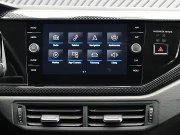 Taigo Life ACC RFK NAVI LED PDC V H DAB Klima