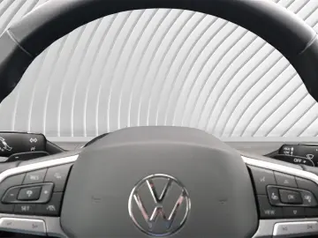 Taigo Life ACC RFK NAVI LED PDC V H DAB Klima