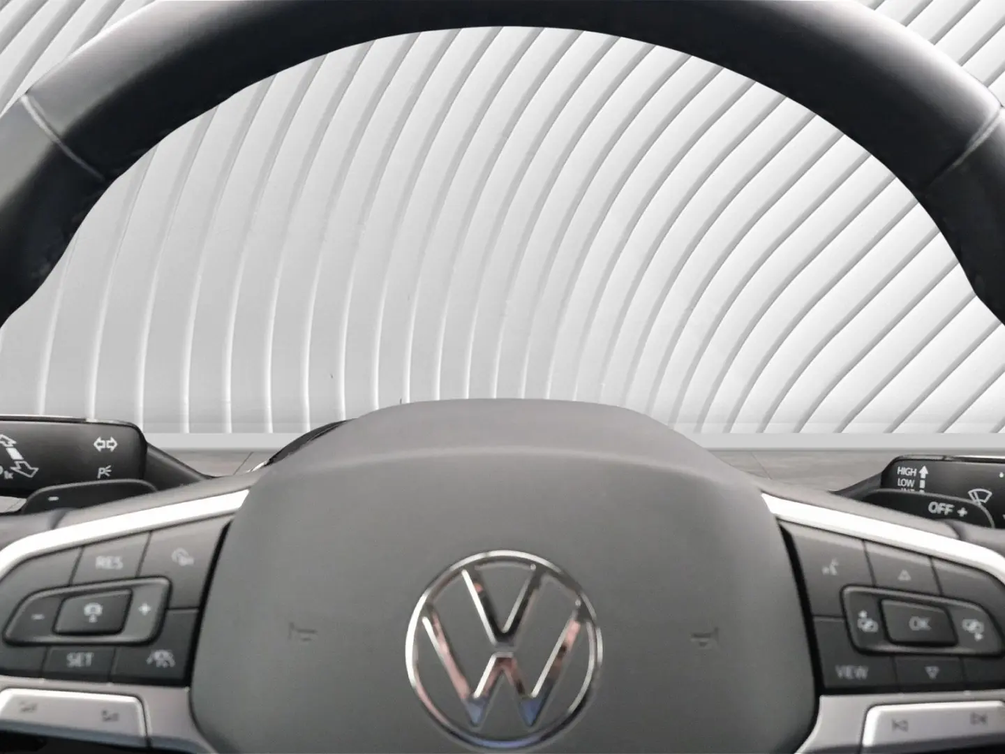 Taigo Life ACC RFK NAVI LED PDC V H DAB Klima