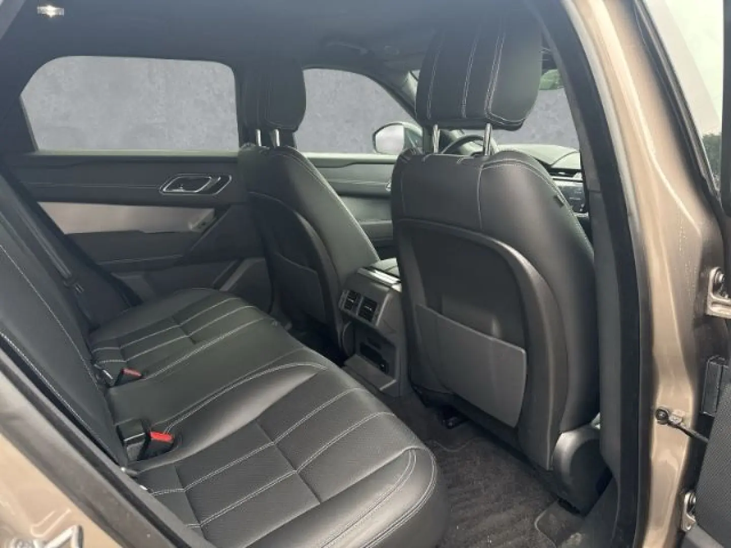 Range Rover Velar P250 R-Dynamic SE 20''LM Premi