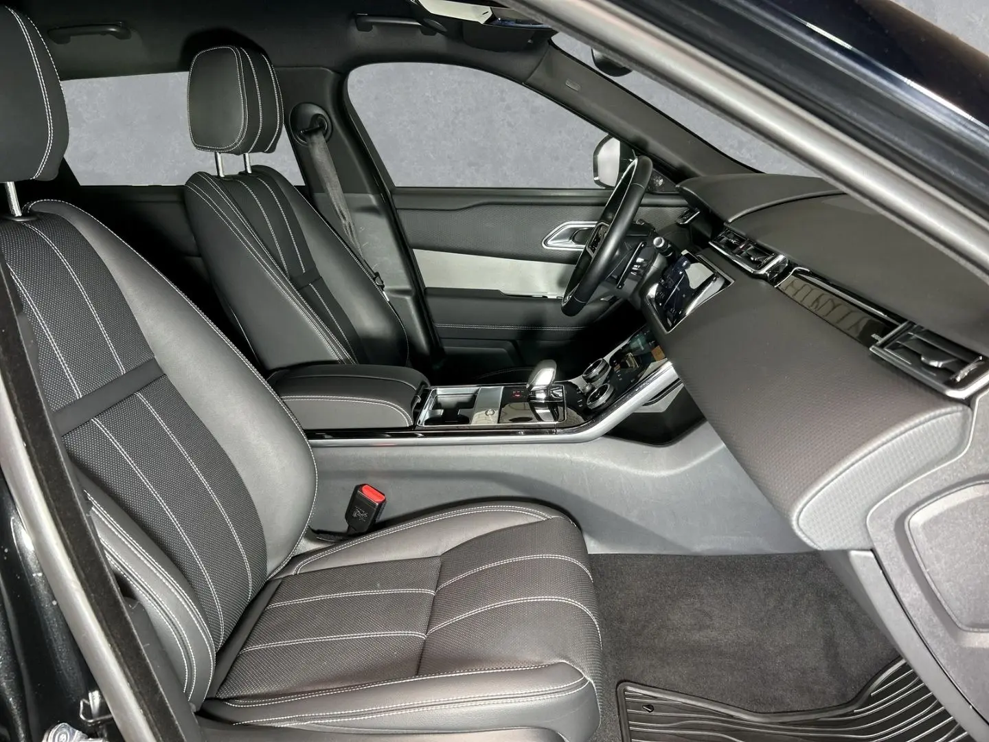 Range Rover Velar D300 SE HDC Totwinkel Sitzheiz