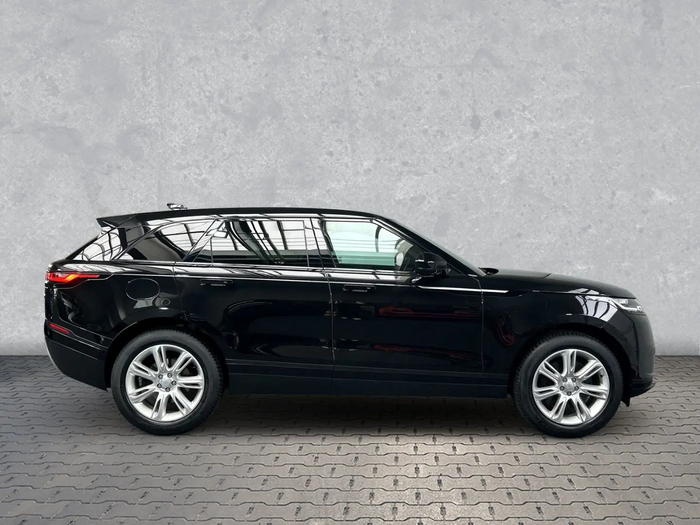 Range Rover Velar D300 SE HDC Totwinkel Sitzheiz