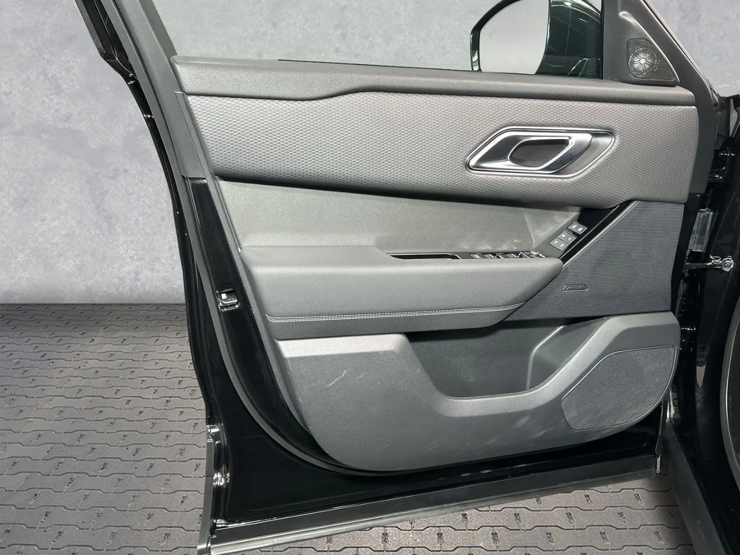 Range Rover Velar D300 SE HDC Totwinkel Sitzheiz