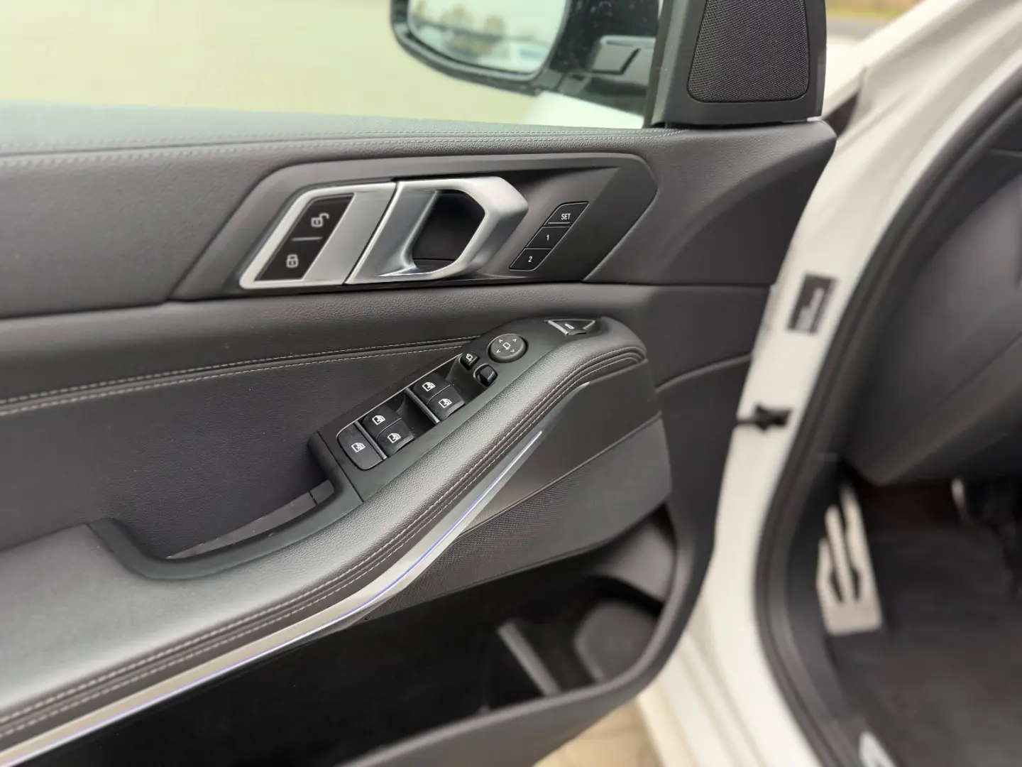 X5 30d M Sport Shadow -HUD-ACC-Pano-360K-21Zoll