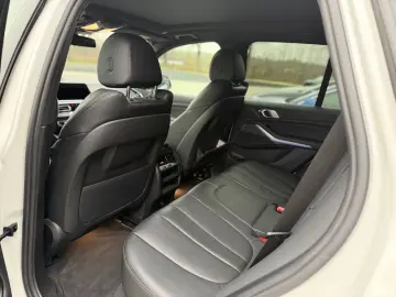 X5 30d M Sport Shadow -HUD-ACC-Pano-360K-21Zoll