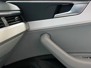 A5 Cabriolet 40 2.0 TFSI advanced RCam SHZ ACC