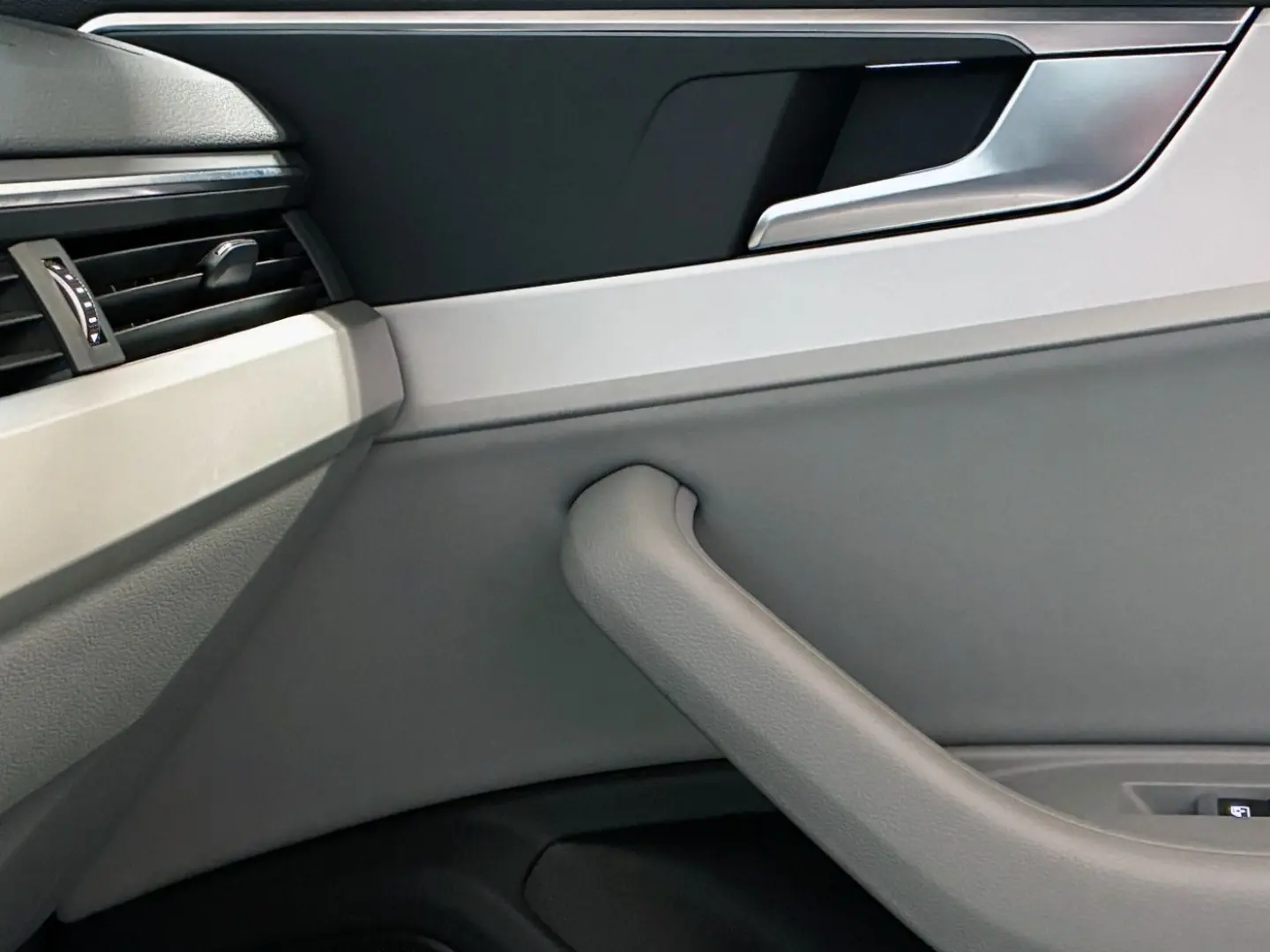 A5 Cabriolet 40 2.0 TFSI advanced RCam SHZ ACC