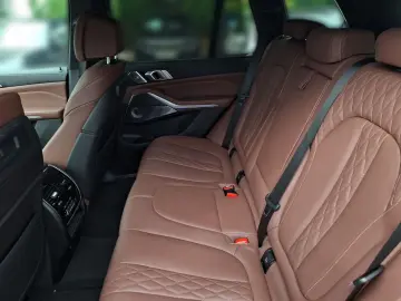 X5 M50I HUD Pano Sky Laser B&W DA Prof. STH