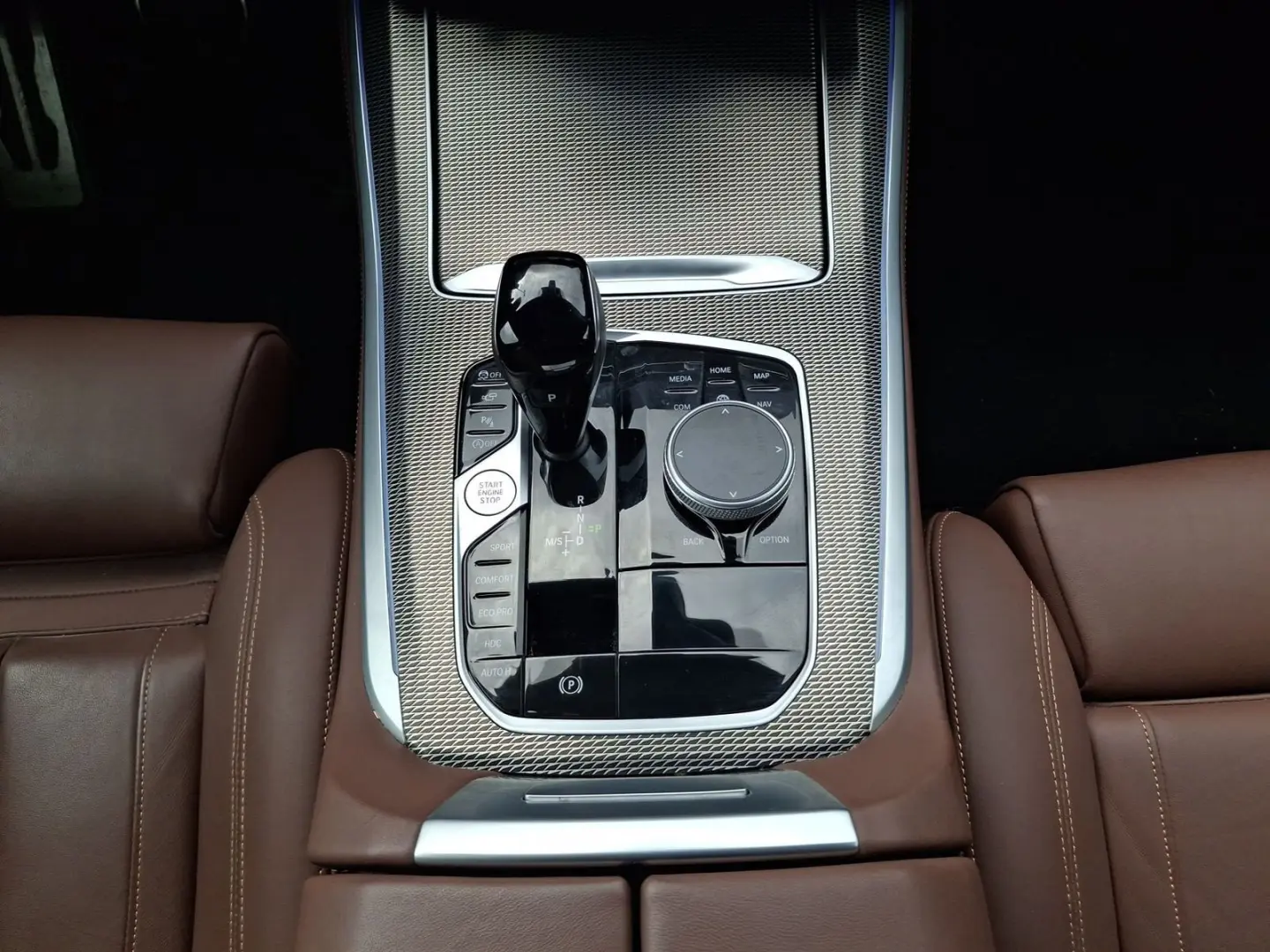 X5 M50I HUD Pano Sky Laser B&W DA Prof. STH