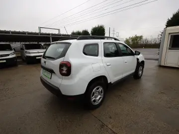 Dacia Duster 1.5D 115CP Comfort 4WD