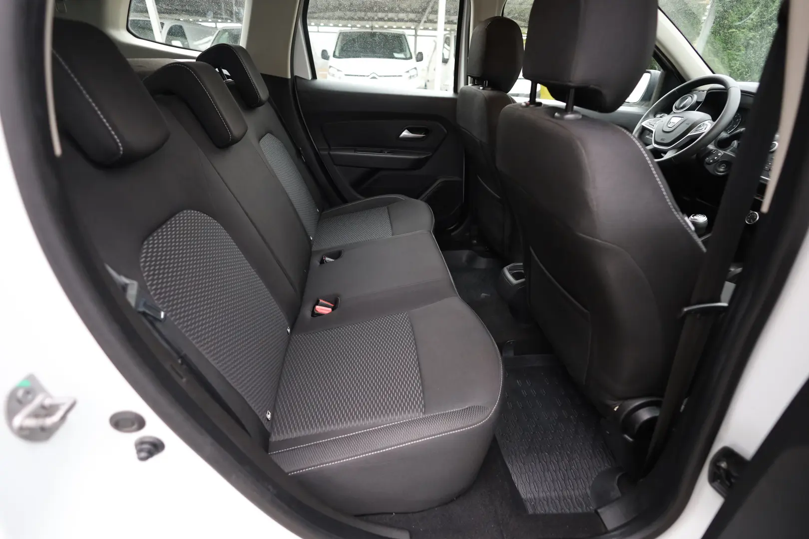 Dacia Duster 1.5D 115CP Comfort 4WD