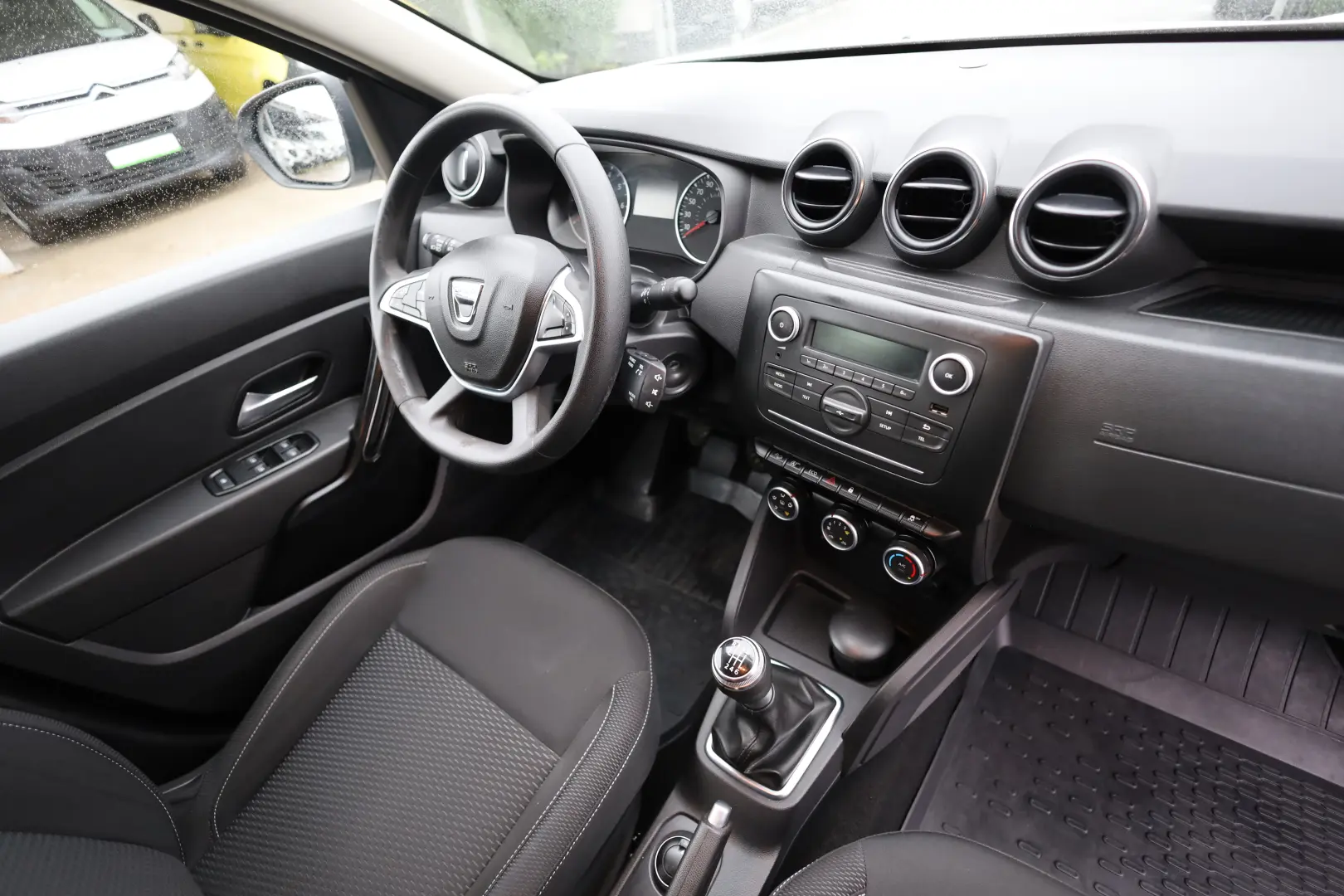 Dacia Duster 1.5D 115CP Comfort 4WD