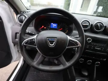 Dacia Duster 1.5D 115CP Comfort 4WD