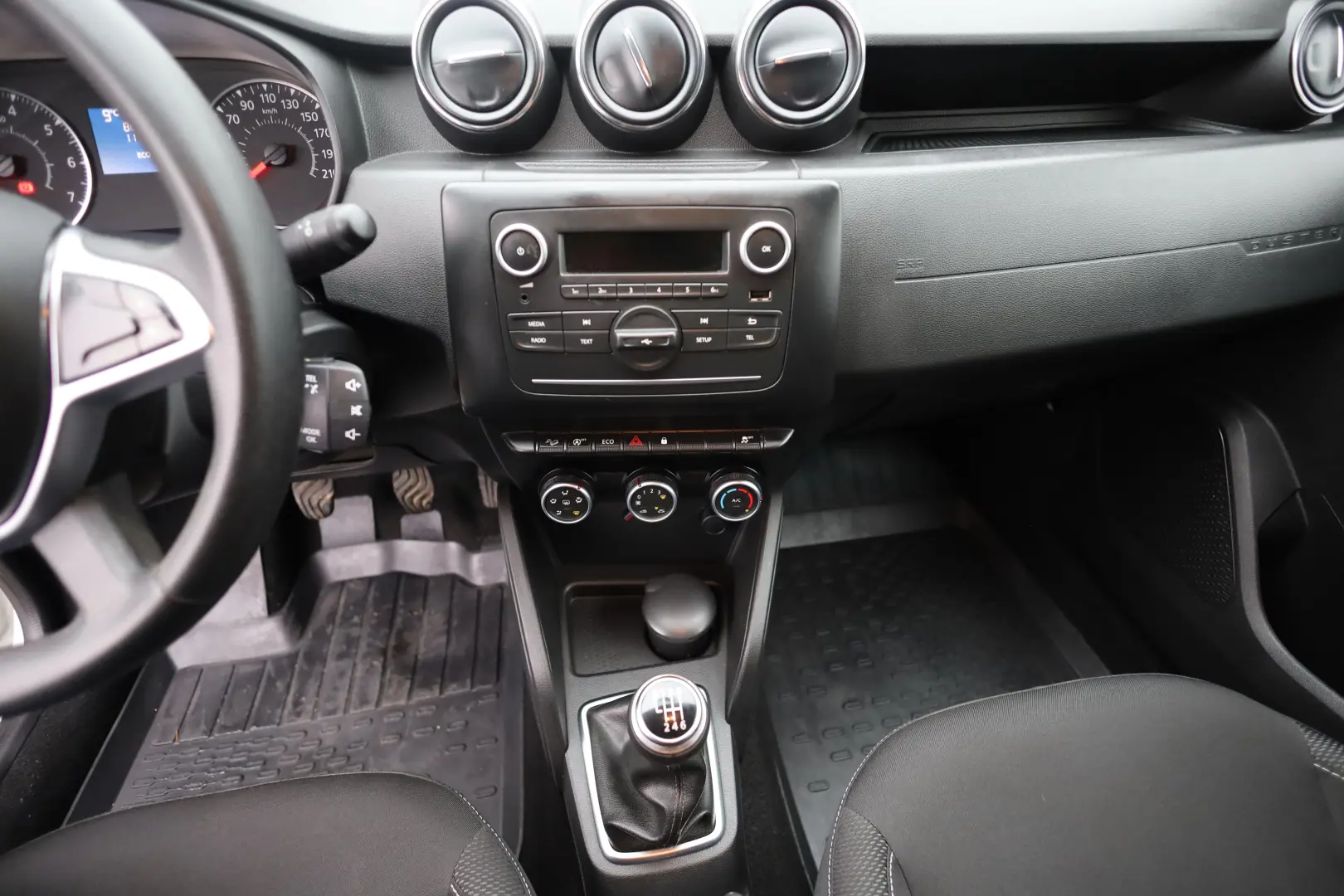 Dacia Duster 1.5D 115CP Comfort 4WD