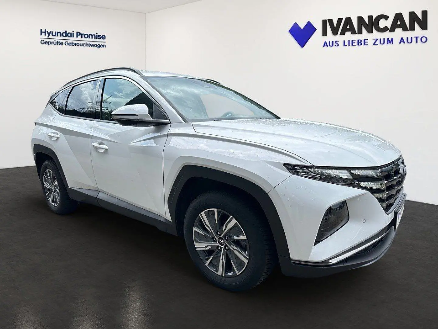 Tucson Hybrid 1.6 T-GDi 230PS 6-AT 2WD TREND