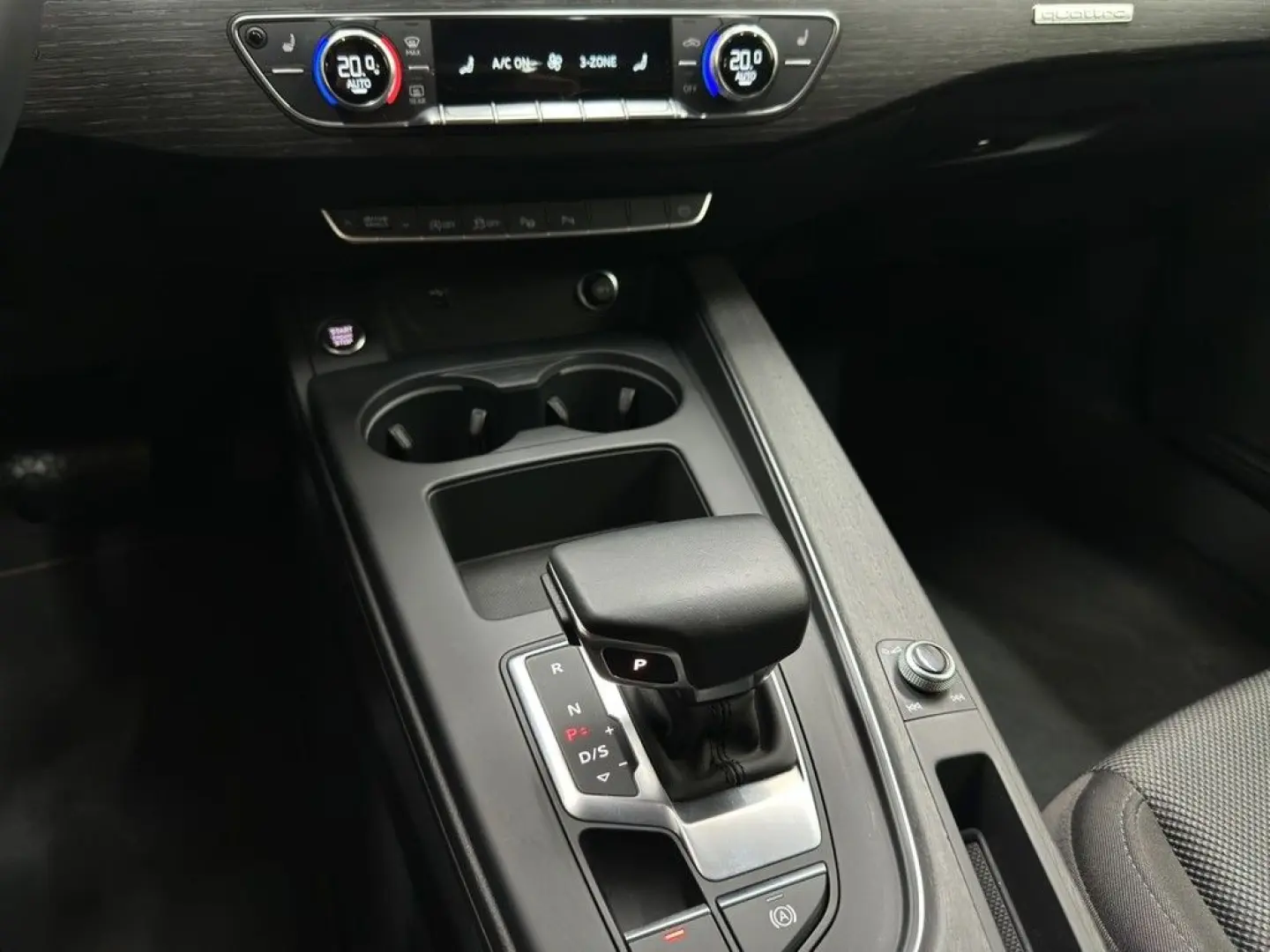 A4 Limousine advanced 45 TFSI quattro S tronic H