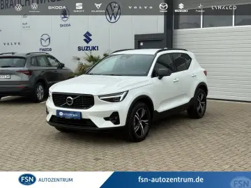 XC40 B4 Plus Dark 8-Fach Aktionspreis