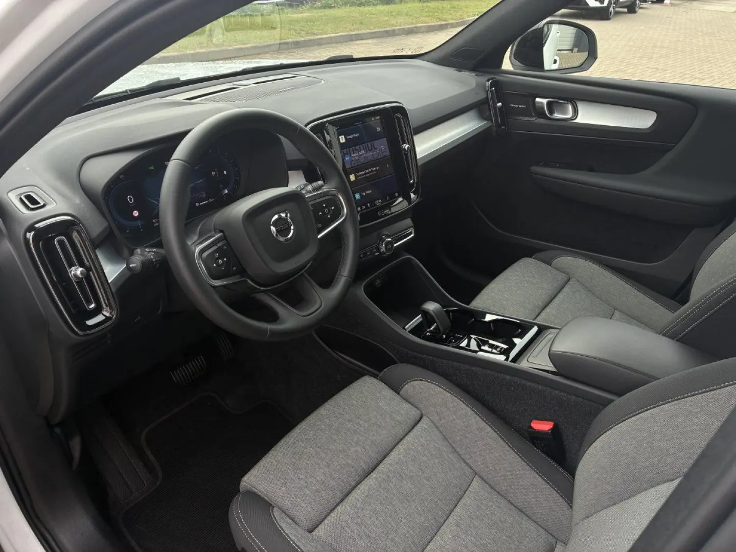 XC40 B4 Plus Dark 8-Fach Aktionspreis