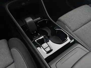 XC40 B4 Plus Dark 8-Fach Aktionspreis