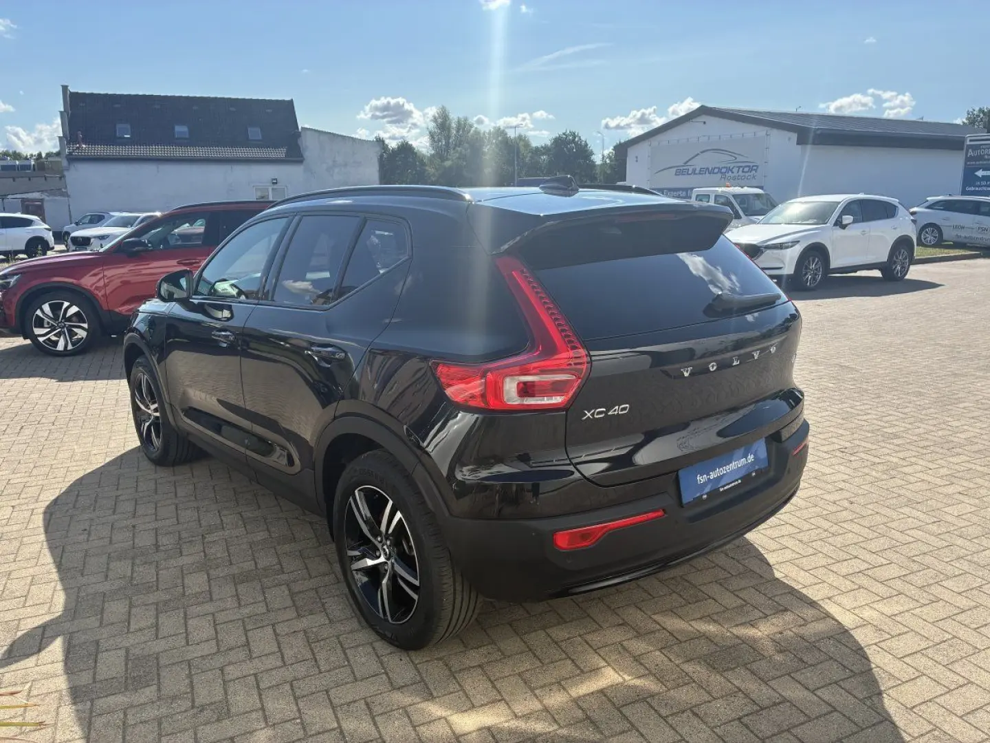 XC40 B4 Plus Dark 8-Fach Aktionspreis