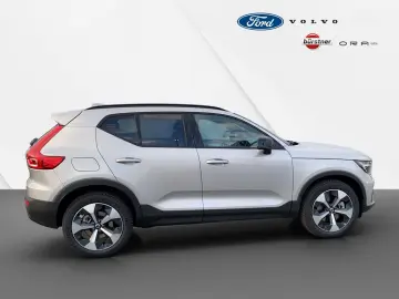 XC40 B4 DCT Plus Dark  19   FS- LR- Sitzhzg  RFK