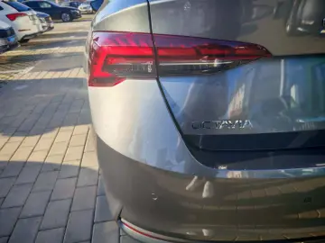 Skoda Octavia 2.0 TDI DSG 150 CP Selection